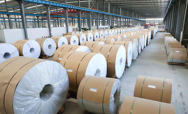 مستودع لفة سبائك الألومنيوم